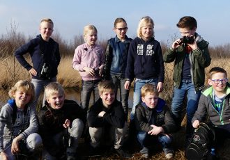 Jeugdnatuurclub leert de prachtige natuur te bewonderen