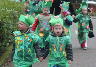 Optocht de Meander is een feest voor kinderen en (groot)ouders