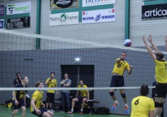 Heren 1 Springendal Set-Up ’65 bijt het spits af in kermis/volleybalweekend