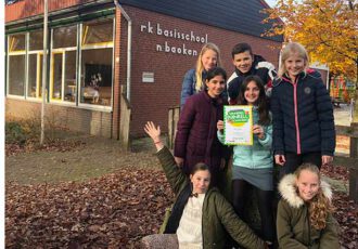 Groep 7 en 8 van basisschool ’n Baoken winnaar actie Kinderpostzegels 2019