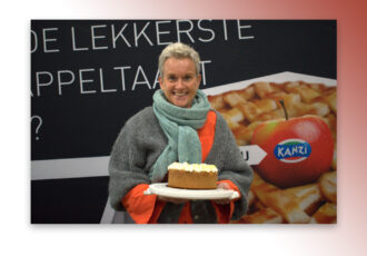 Monique Kuipers uit Weerselo is finalist in landelijke appeltaartwedstrijd